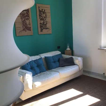 Like At Home Apartment *